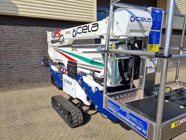 Cela Lithium hoogwerker professioneel gebruik Cela Lithium hoogwerker voor professionele werkzaamheden op hoogte