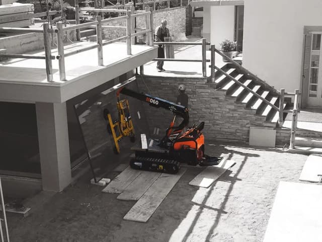 BG Lift M060 compacte hijskraan BG Lift M060 compacte hijskraan voor werkzaamheden op locatie