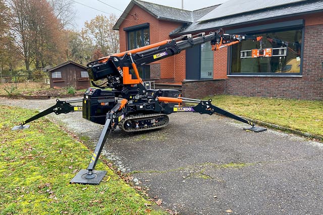 BG Lift M250 compacte hijskraan BG Lift M250 compacte hijskraan voor hijswerk