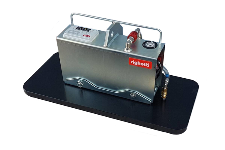 Compact and versatile in use