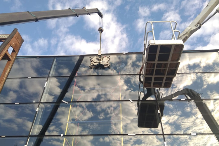 Righetti glaszuiger glasconstructies Righetti glaszuiger voor nauwkeurige montage van glasconstructies